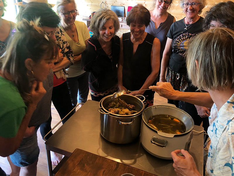 Atelier bouillon Stage Alimentation Nature Drôme